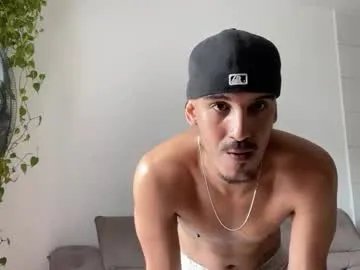 aelucius on Chaturbate