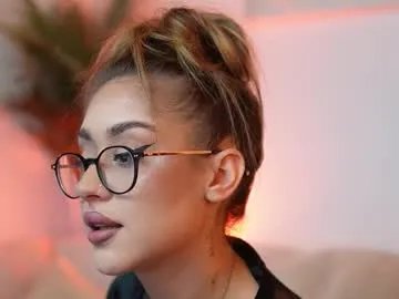 aileenaxa on Chaturbate