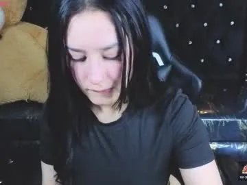 aleja05_b on Chaturbate