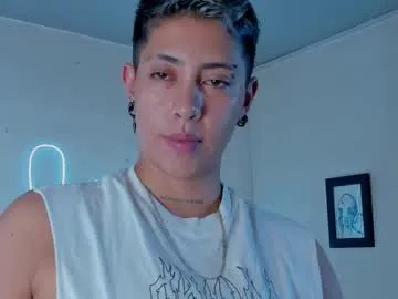 aleja1214 on Chaturbate