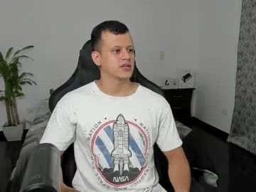 alex_tower on Chaturbate