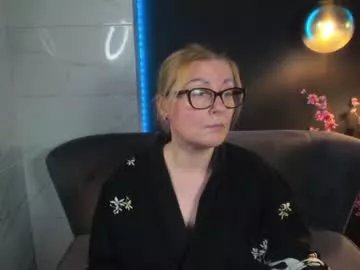 alexandra_kind on Chaturbate