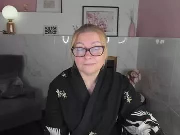 alexandra_kind on Chaturbate