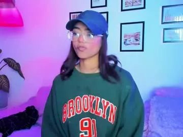 alice_simmons on Chaturbate