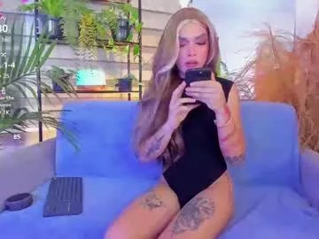 alicejhonsonn on Chaturbate