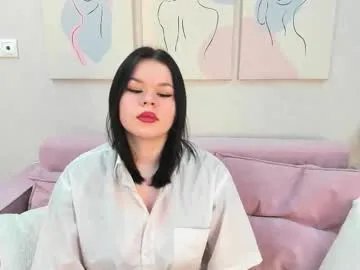 alicia_long — GOAL: sexy dance, bb [32 tokens remaining] Welcome to my room! #nonude #teen #curvy #feet #new