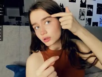 Freechat alivialovely on Chaturbate