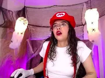 amara_davis1 on Chaturbate