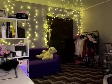 amily_sunray — first day ! lets see something about me goal: playful top #18 #teen #skinny #new [0 tokens remaining]