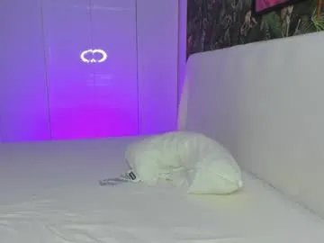 Private amj_b on Chaturbate