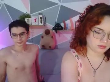andrewanndcherry on Chaturbate