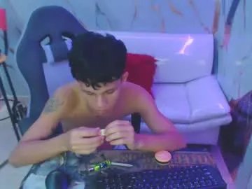 andy_dan1 on Chaturbate