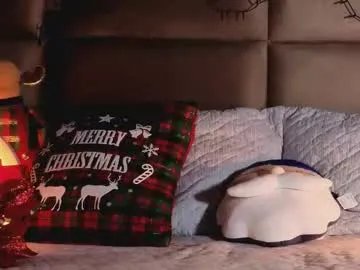 angelinepossy on Chaturbate