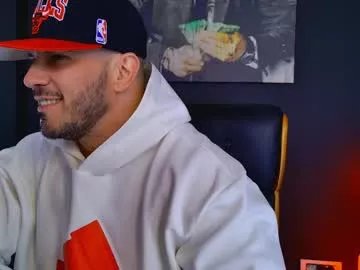 angeloeric on Chaturbate