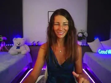 anna_shine_ on Chaturbate
