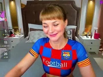 annasimonsj on Chaturbate