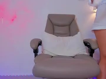 apoteosis_ on Chaturbate