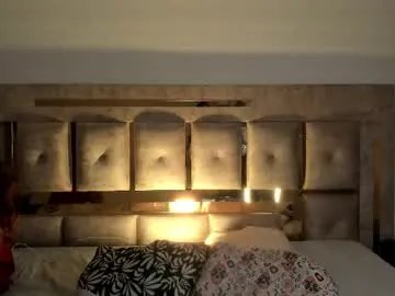 Freechat ari_sunshine on Chaturbate