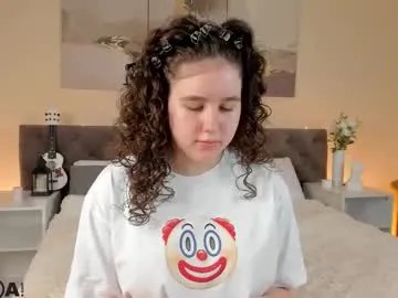 ariella_sol on Chaturbate