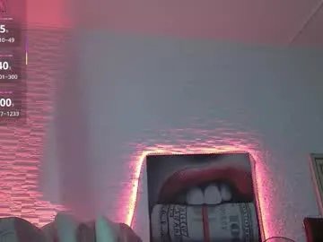 ariellfoxy on Chaturbate