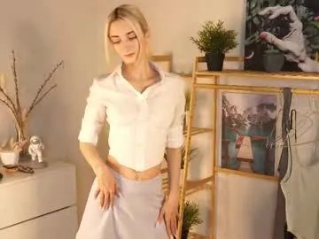 arlettebrougham on Chaturbate