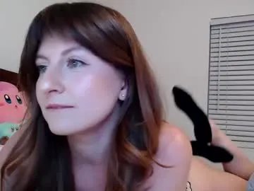 ashleyyylove13 on Chaturbate