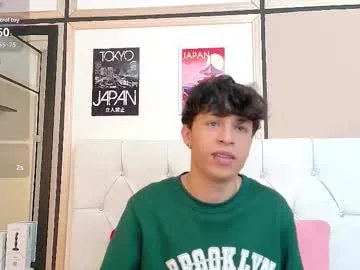 axel_evanss on Chaturbate
