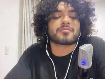 bdever7 on Chaturbate