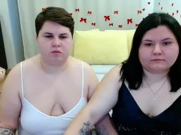 beckyandellen on Chaturbate