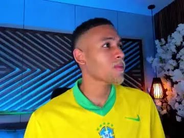 bento_fox on Chaturbate