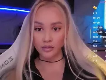 blond_diamond on Chaturbate