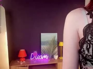 blonde_lotos on Chaturbate