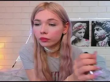 blondy_fina on Chaturbate