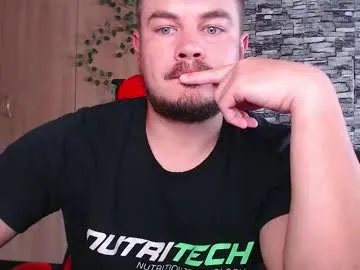 blueeyeboy0 on Chaturbate