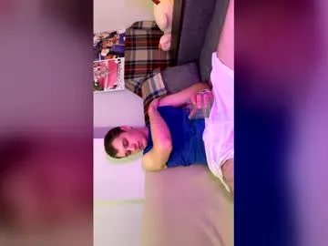 bob_bucks — SLAVIC MAN GOAL FLASH DICK!! [100 TOKENS] Welcome to my room! #cock #feet #c2c #teen #new