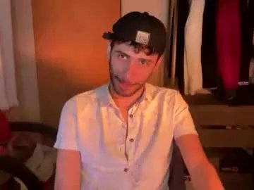 Freechat boyzinm2 on Chaturbate