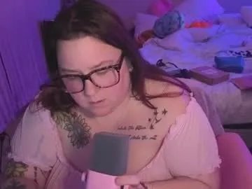 brookenicole3 on Chaturbate