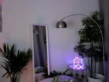 c_moonie_ on Chaturbate