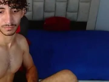 caius_fox on Chaturbate