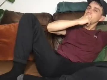 camdoattitude on Chaturbate