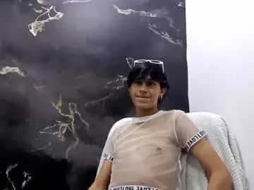 cami_roos07 on Chaturbate