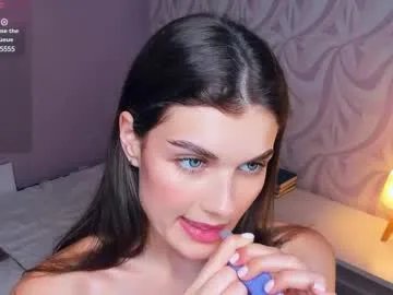 candy_flo on Chaturbate