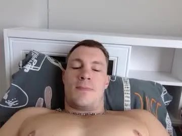 capt_oliver on Chaturbate