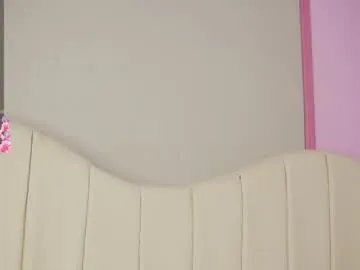 caroline_adams_ on Chaturbate