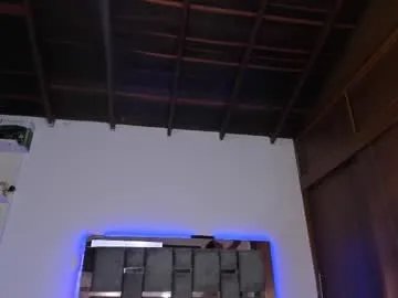 caroline_m8 on Chaturbate