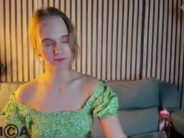 casey_sweeet on Chaturbate