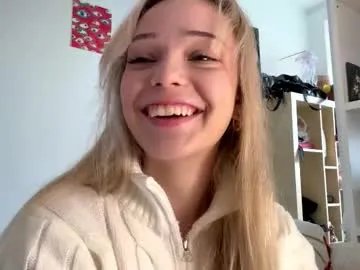 cassijent — GOAL: OMG im very shy in my silly outfit but what about short cute dance? Hi I'm Olivia a simple girl! #shy #18 #blonde #young #new [0 tokens remaining]