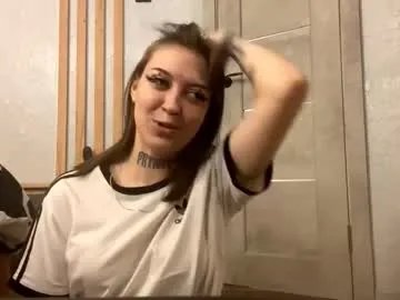 cecilyrolek — Goal: Spin around, show my outfit:) Hi all! My name is Fiona:)  #new #shy #natural #18 #teen [20 tokens remaining]