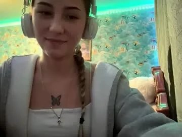 cecilyvelunza — Goal: Stand show my outfit. First day for me here, im Lisa ntmu! #skinny #shy #teen #18 #new [15 tokens remaining]