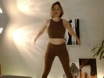 charming_beauty on Chaturbate